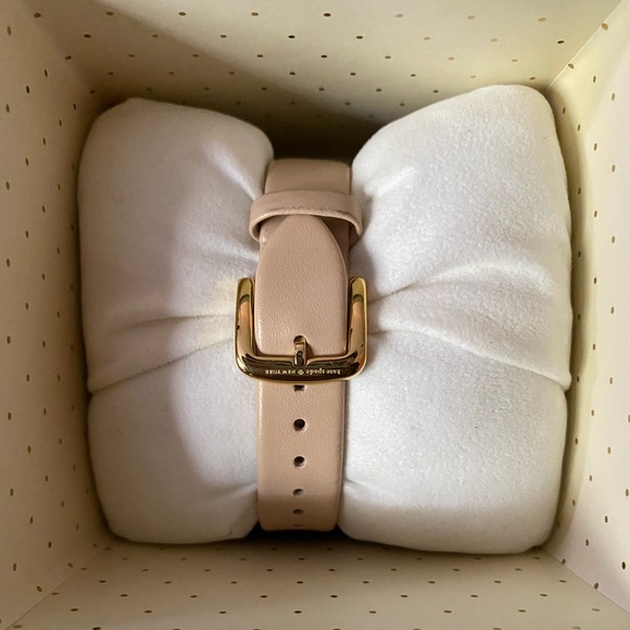 Kate spade watch - Picture 3 of 3